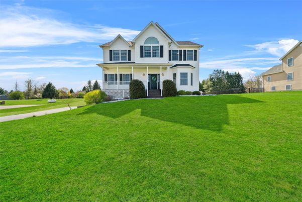 Backyard, Exterior, Facade, Farmhouse
