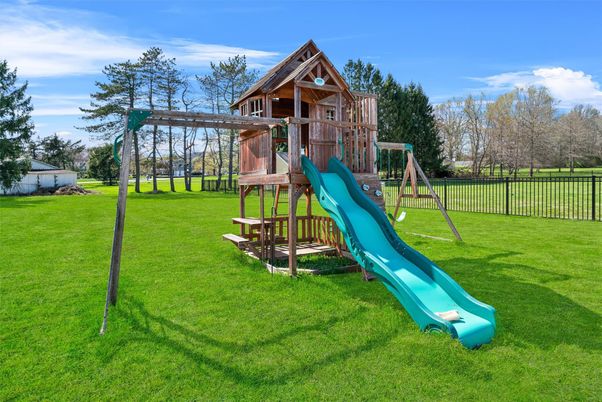 Backyard, Exterior, Playground