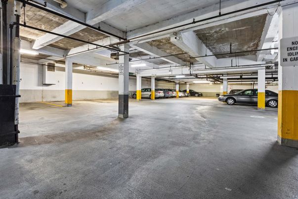 Garage, Interior