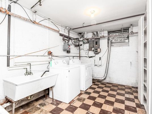 Interior, Washer