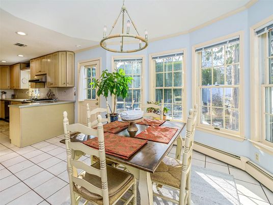 Dining room, Interior, Kitchen, Pendant Lights, Recessed Lighting