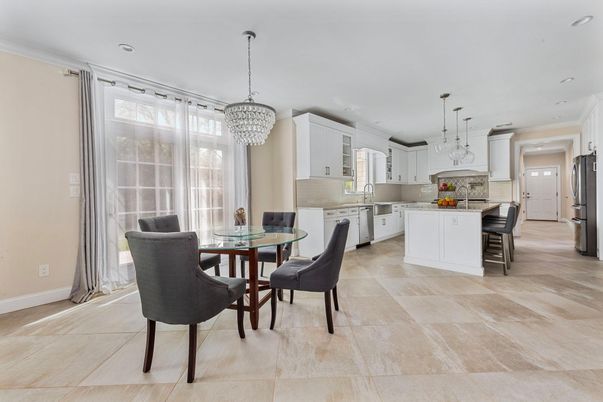 Chandelier, Dining room, Interior, Kitchen, Pendant Lights, Recessed Lighting