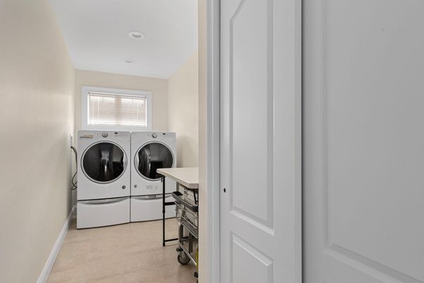 Interior, Recessed Lighting, Washer
