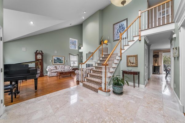Interior, Piano, Recessed Lighting, Wood Texture Flooring