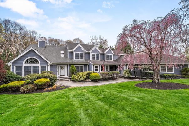 Backyard, Exterior, Facade, Farmhouse