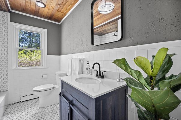 Bathroom, Interior, Recessed Lighting, Wooden Ceilings