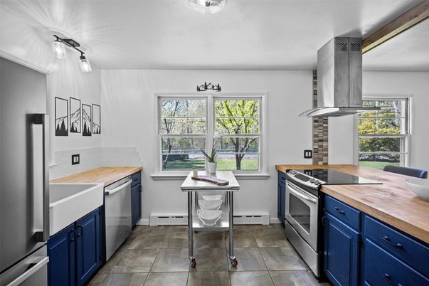 Interior, Kitchen, Stainless Steel Appliances