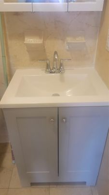 Bathroom, Dual Sink Vanities, Interior