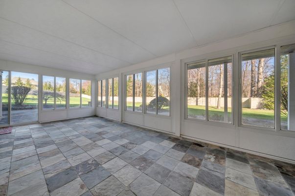 Empty room, Interior, Sun Room