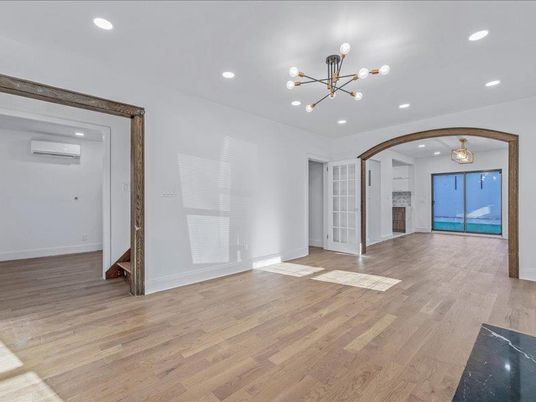 Empty room, Interior, Pendant Lights, Recessed Lighting, Wood Texture Flooring