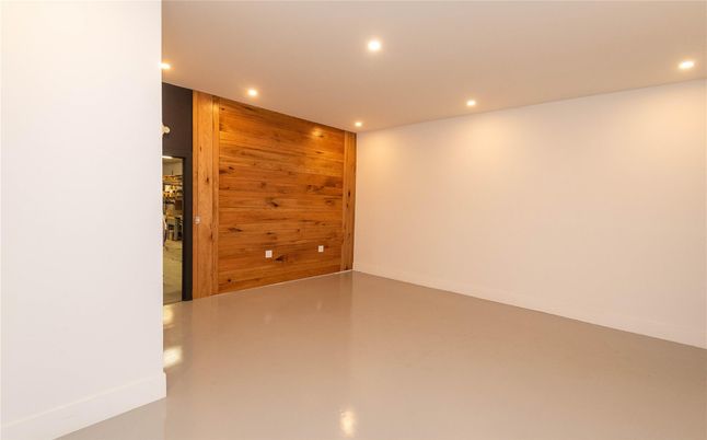 Empty room, Interior, Recessed Lighting, Wooden Walls