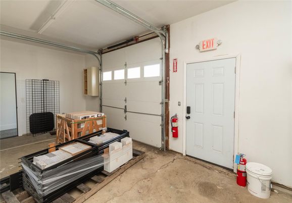 Garage, Interior