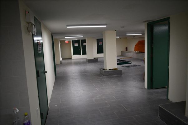 Elevator, Interior