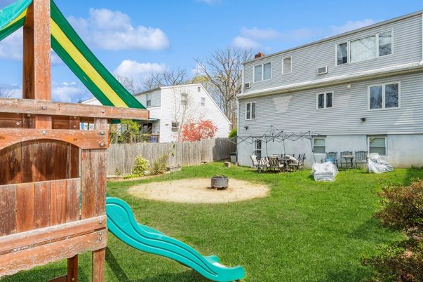 Backyard, Exterior, Playground