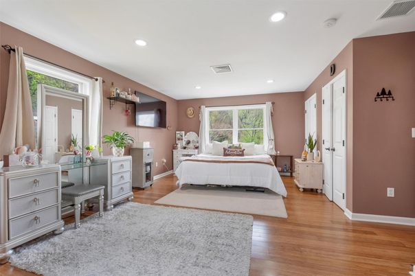 Bedroom, Home Office, Interior, Recessed Lighting, Wood Texture Flooring