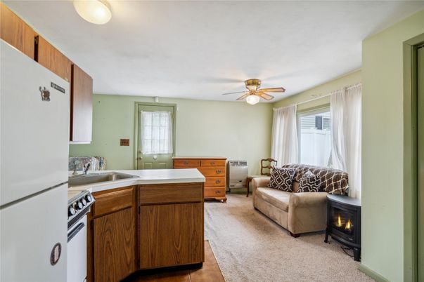 Fireplace, Interior, Kitchen