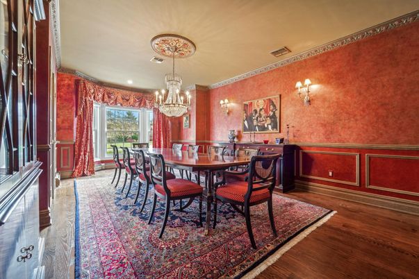 Chandelier, Dining room, Interior, Recessed Lighting, Wood Texture Flooring