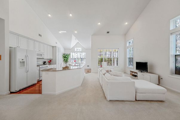 Interior, Kitchen, Living room, Recessed Lighting, Wood Texture Flooring