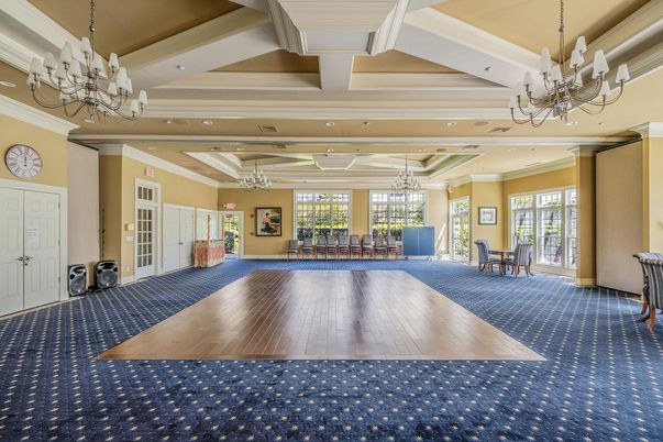 Chandelier, Dining room, Interior, Recessed Lighting, Wood Texture Flooring