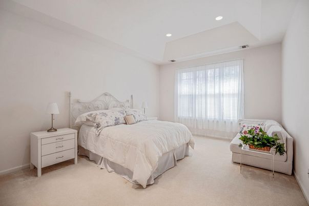Bedroom, Interior, Recessed Lighting