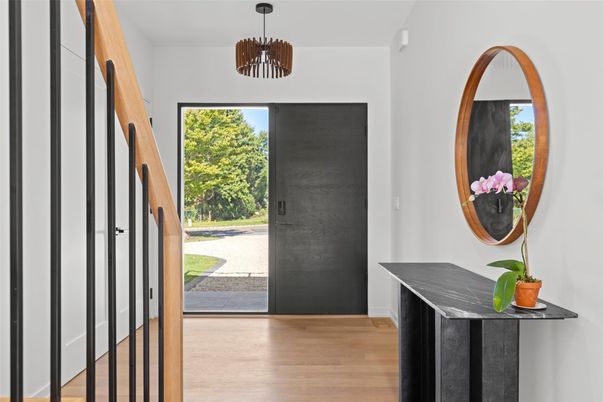Interior, Pendant Lights, Wood Texture Flooring