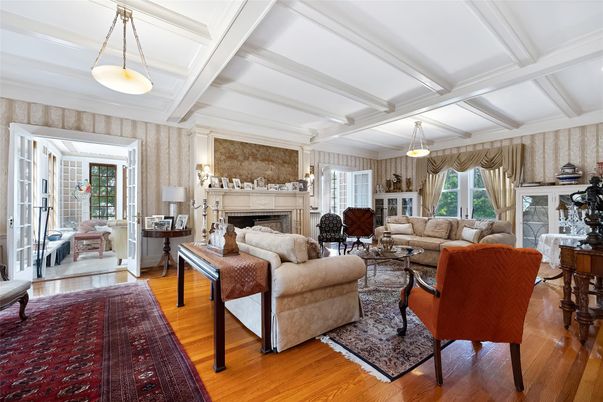 Fireplace, Interior, Living room, Pendant Lights, Wood Texture Flooring