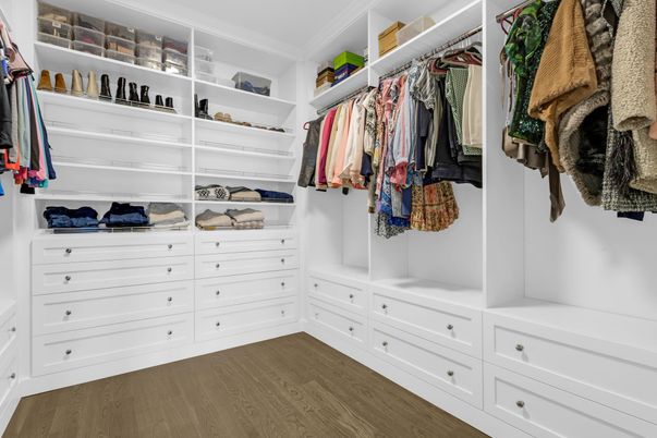 Interior, Walk-in Closets, Wood Texture Flooring