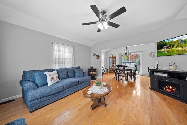 Chandelier, Dining room, Fireplace, Interior, Living room, Wood Texture Flooring