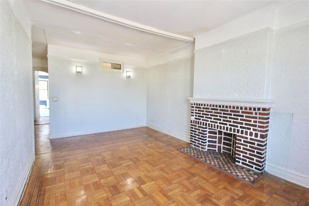 Empty room, Fireplace, Interior, Wood Texture Flooring