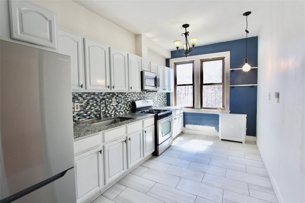 Chandelier, Interior, Kitchen, Pendant Lights