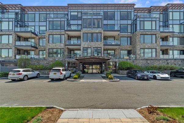 Exterior, Facade, Condo Building