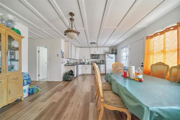 Dining room, Interior, Kitchen, Pendant Lights, Wood Texture Flooring