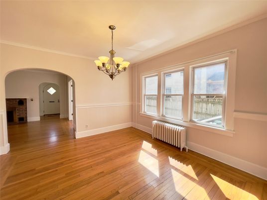 Chandelier, Empty room, Interior, Wood Texture Flooring