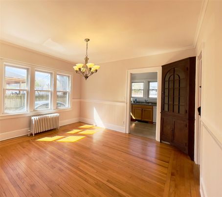 Chandelier, Empty room, Interior, Wood Texture Flooring