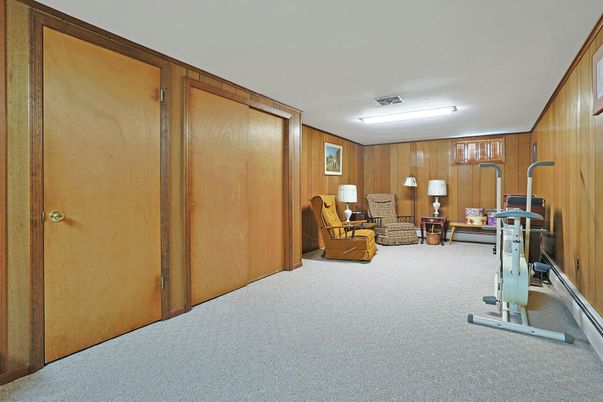 Fitness Equipment, Interior, Living room, Wooden Walls