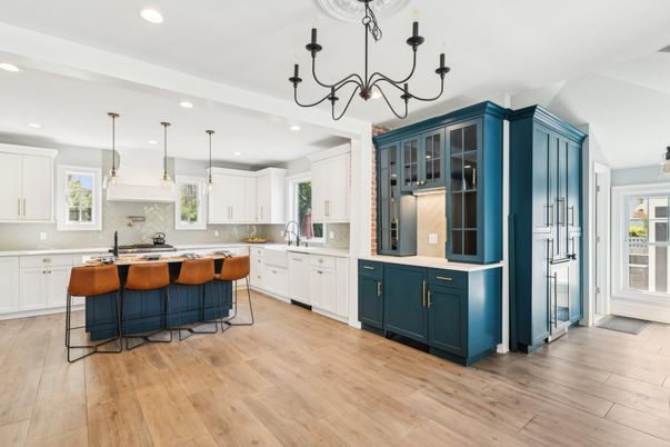 Chandelier, Interior, Kitchen, Pendant Lights, Recessed Lighting, Wood Texture Flooring