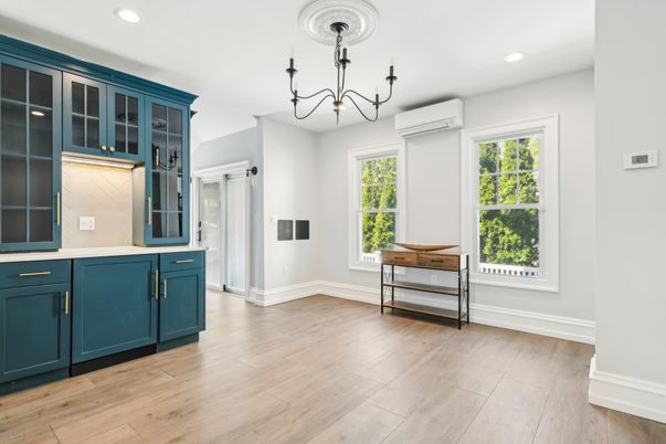 Chandelier, Interior, Recessed Lighting, Wood Texture Flooring