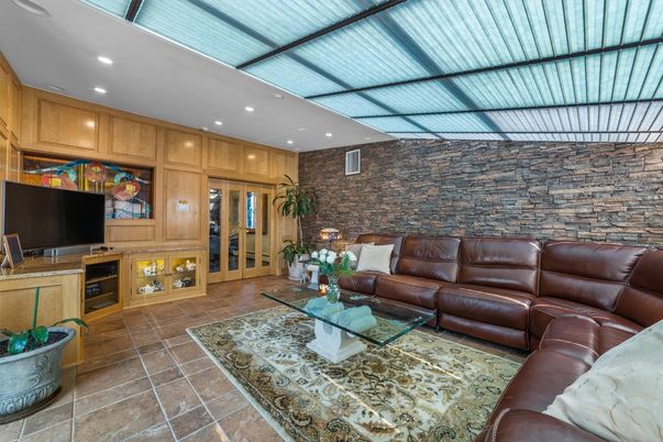 Interior, Living room, Recessed Lighting, Stone Walls
