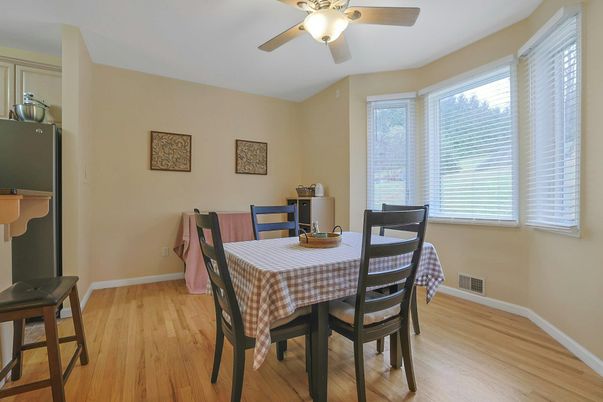 Dining room, Interior, Wood Texture Flooring