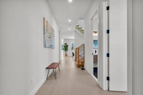 Interior, Recessed Lighting, Wood Texture Flooring