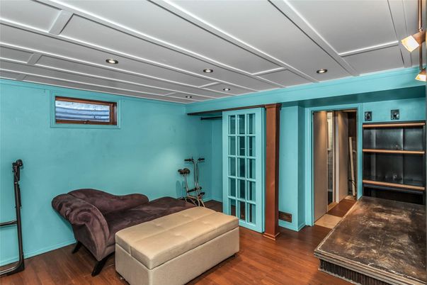 Interior, Pendant Lights, Recessed Lighting, Wood Texture Flooring