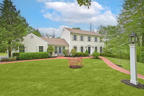 Backyard, Exterior, Facade, Georgian