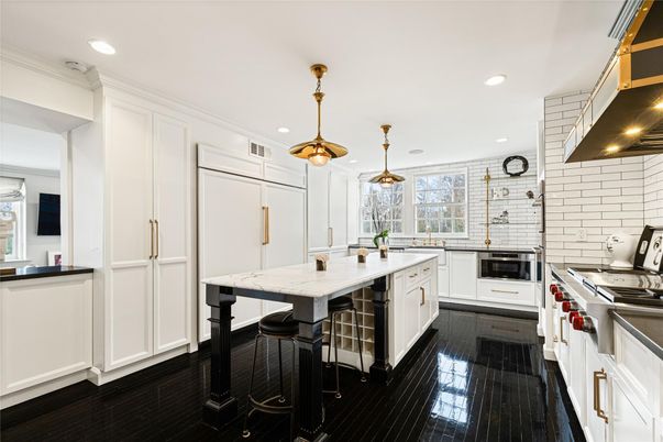 Interior, Kitchen, Pendant Lights, Recessed Lighting, Stainless Steel Appliances