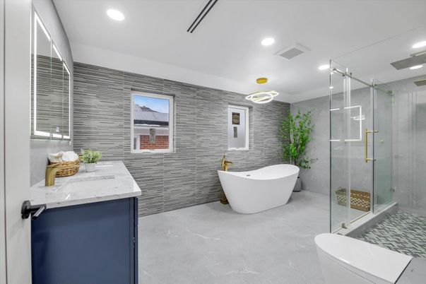 Bathroom, Free Standing Baths, Glass Shower, Interior, Recessed Lighting