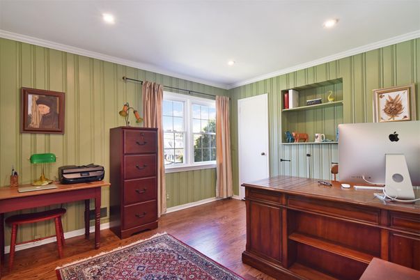 Home Office, Interior, Recessed Lighting, Wood Texture Flooring