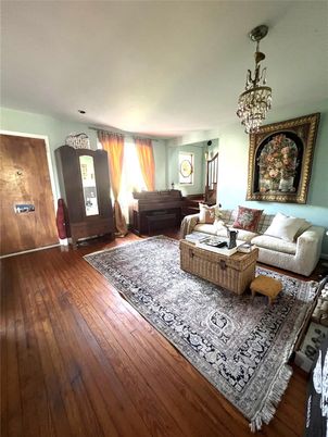 Chandelier, Interior, Living room, Wood Texture Flooring