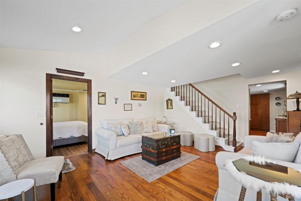 Bedroom, Interior, Living room, Recessed Lighting, Wood Texture Flooring