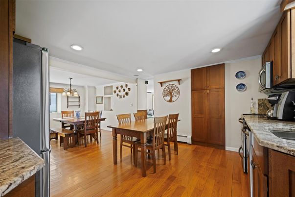 Chandelier, Dining room, Interior, Recessed Lighting, Wood Texture Flooring