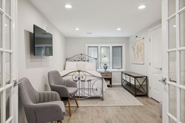 Bedroom, Interior, Recessed Lighting, Wood Texture Flooring