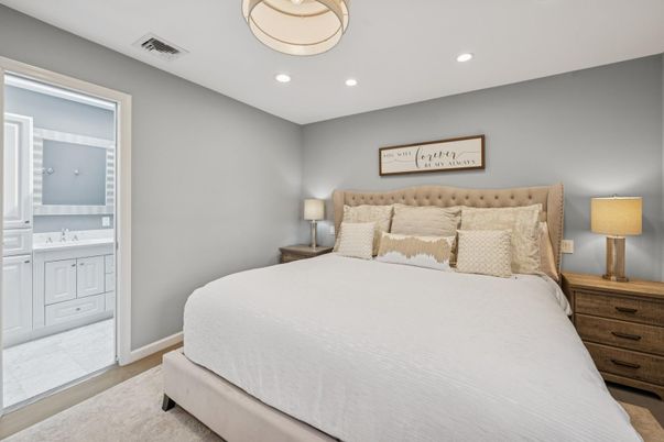 Bedroom, Interior, Recessed Lighting